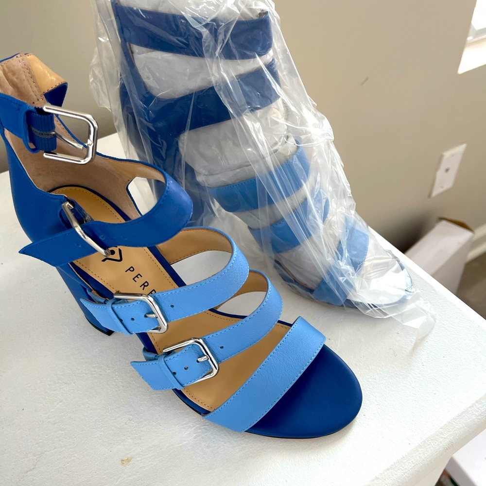 Katy Perry 8.5 sandals blue